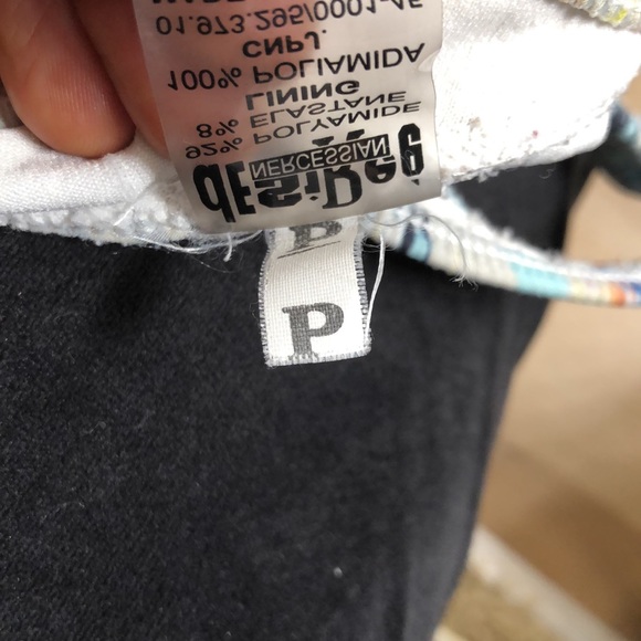 Two piece bikini - Picture 8 of 8